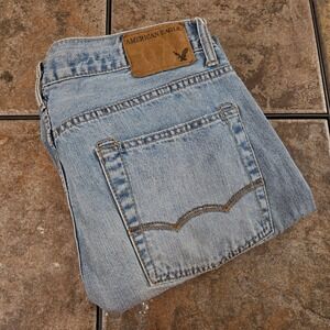 American Eagle Outfitters Mens Light Wash Low Rise Boot Jeans Size 33x32 Grunge